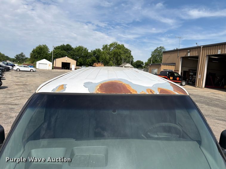 image for item EX4501 2003 Chevrolet Express 2500 van