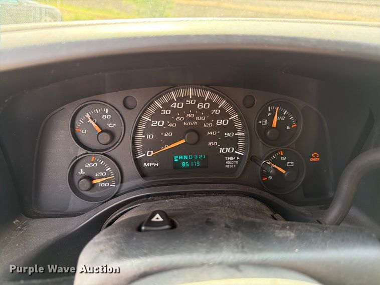 image for item EX4501 2003 Chevrolet Express 2500 van