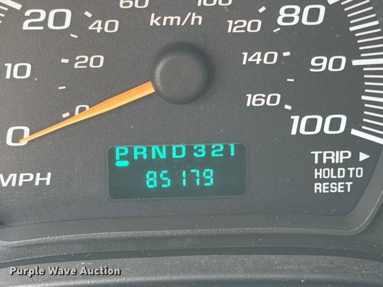 image for item EX4501 2003 Chevrolet Express 2500 van