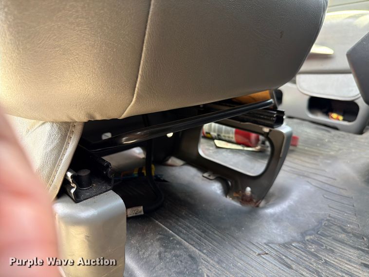 image for item EX4501 2003 Chevrolet Express 2500 van