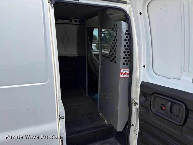 image for item EX4501 2003 Chevrolet Express 2500 van
