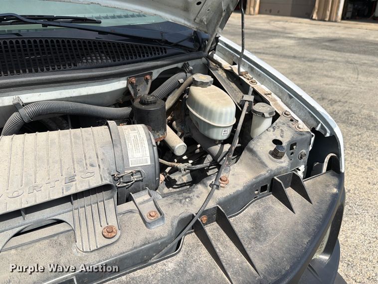 image for item EX4501 2003 Chevrolet Express 2500 van