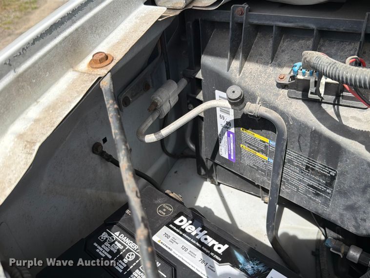 image for item EX4501 2003 Chevrolet Express 2500 van