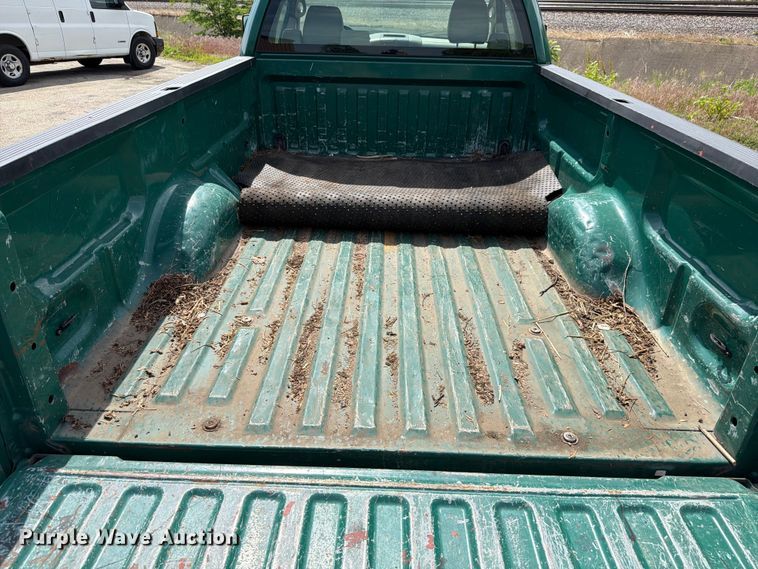 image for item EX4502 2007 Ford F150 Ext. Cab pickup truck
