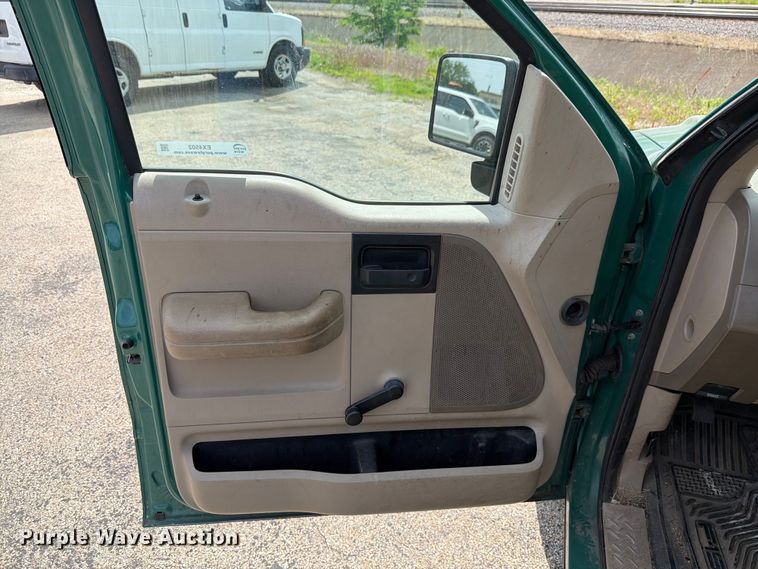 image for item EX4502 2007 Ford F150 Ext. Cab pickup truck