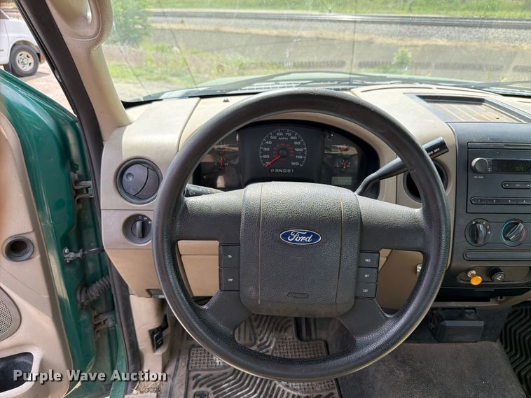 image for item EX4502 2007 Ford F150 Ext. Cab pickup truck