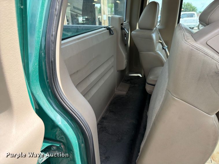 image for item EX4502 2007 Ford F150 Ext. Cab pickup truck