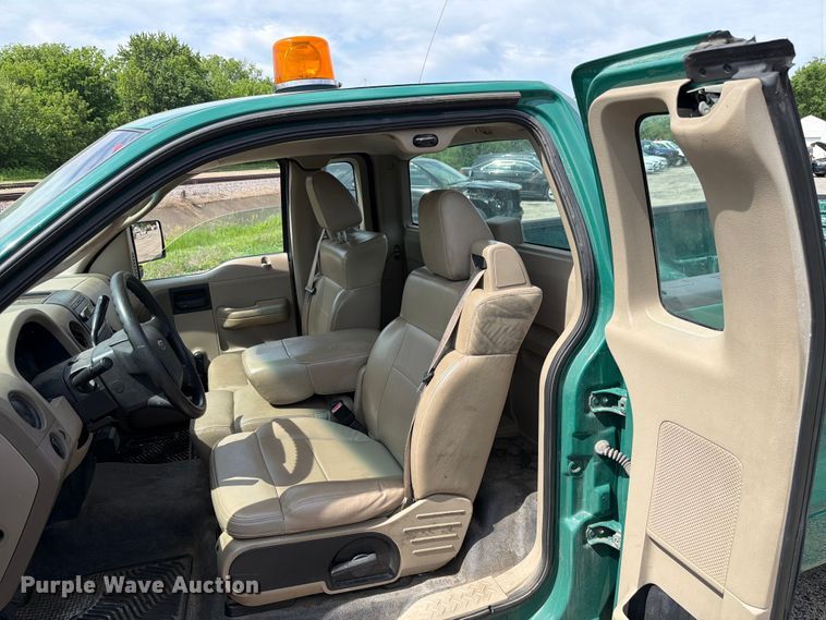 image for item EX4502 2007 Ford F150 Ext. Cab pickup truck