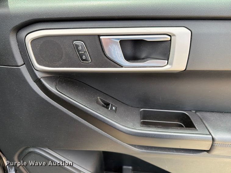 image for item EX4504 2020 Ford Explorer Police Interceptor SUV
