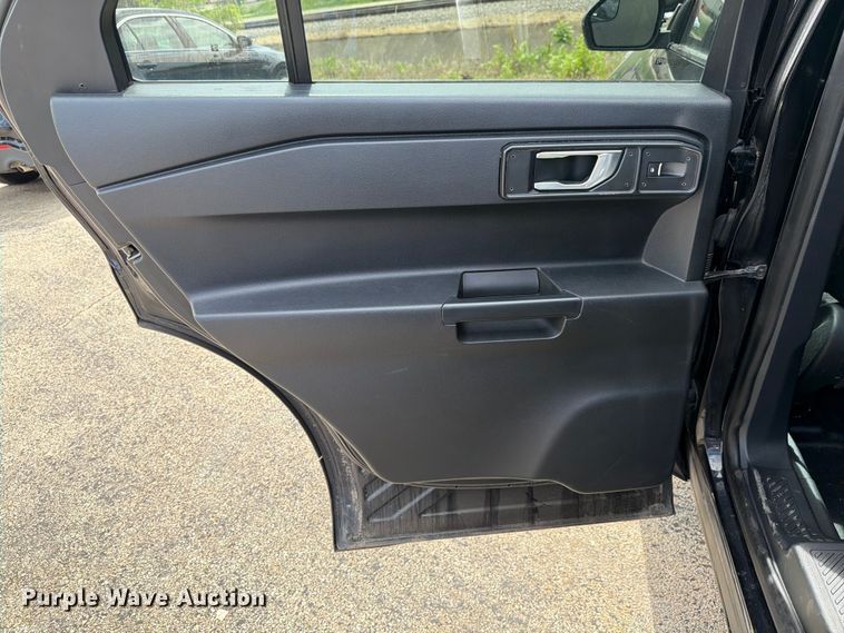 image for item EX4504 2020 Ford Explorer Police Interceptor SUV