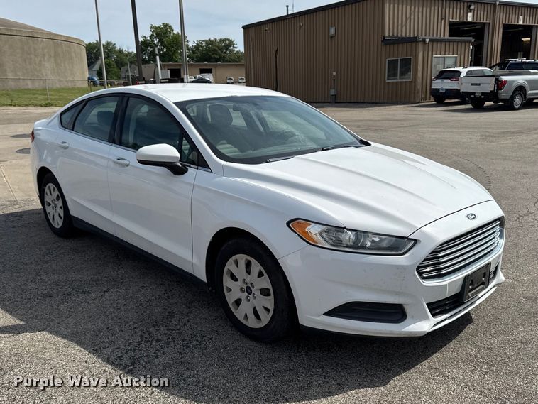 image for item EX4510 2013 Ford Fusion 