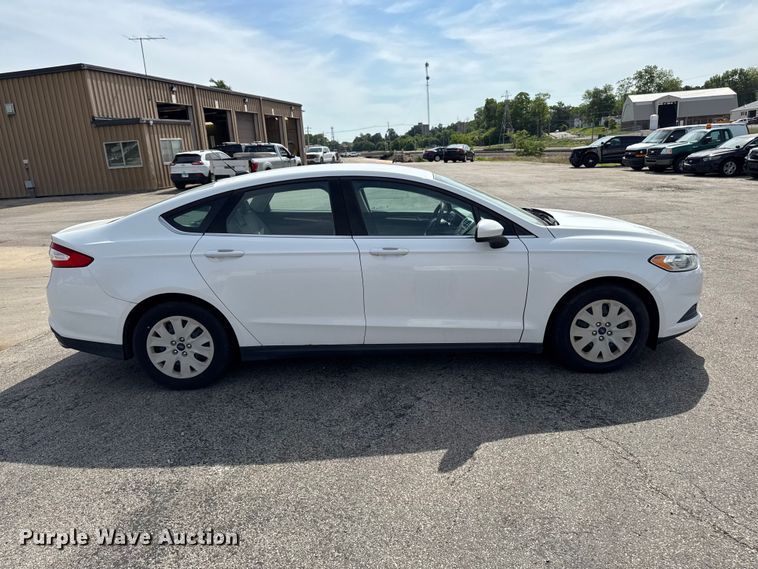image for item EX4510 2013 Ford Fusion 