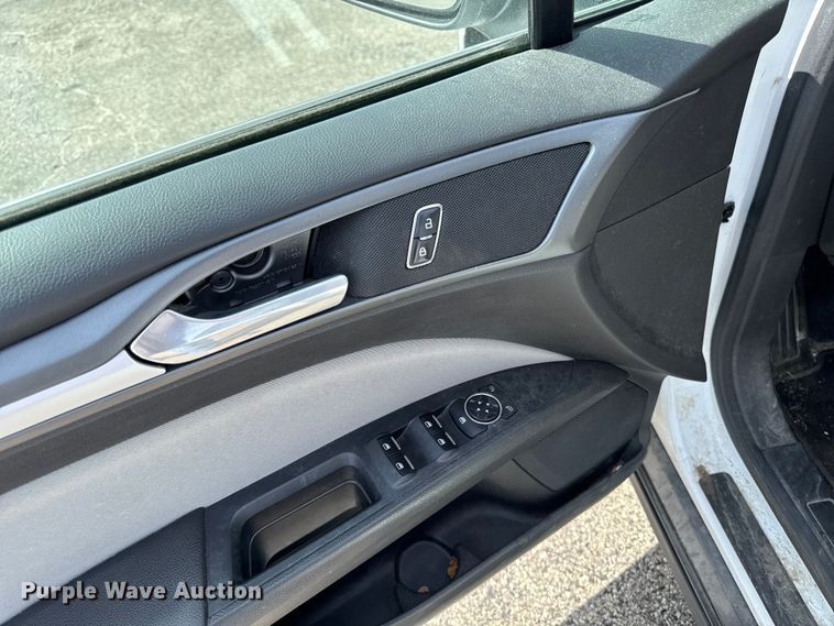 image for item EX4510 2013 Ford Fusion 