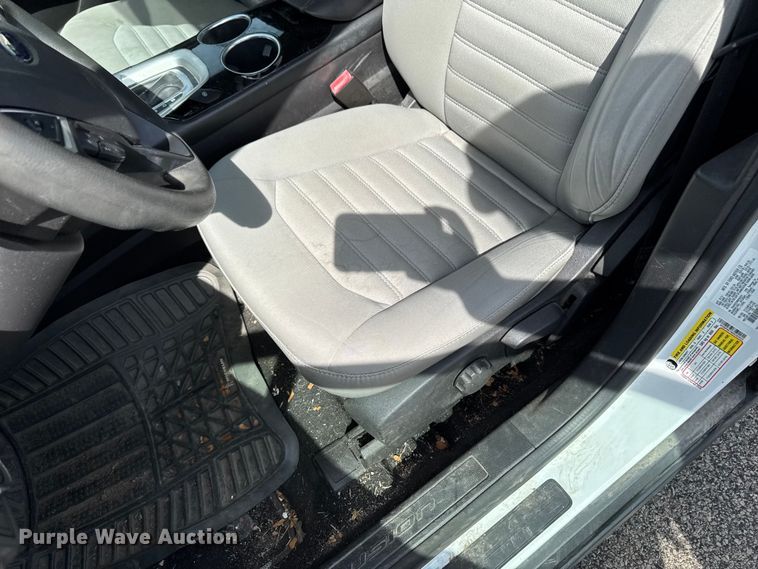 image for item EX4510 2013 Ford Fusion 