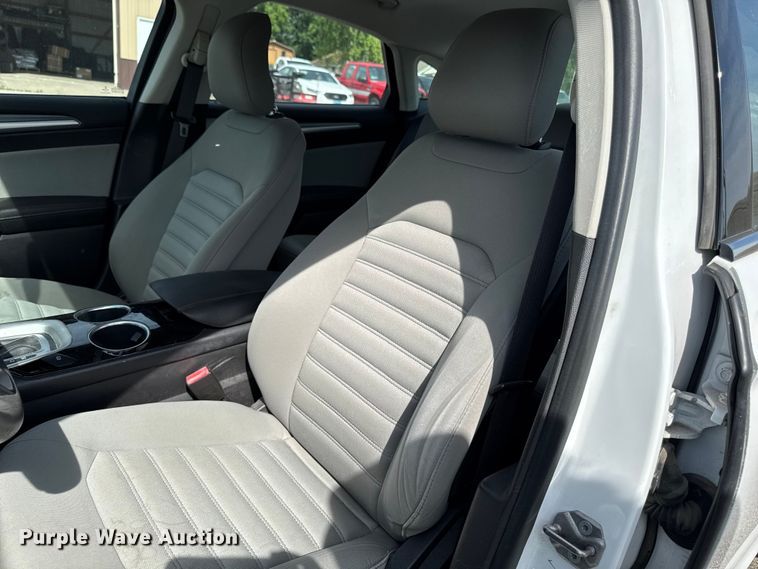 image for item EX4510 2013 Ford Fusion 