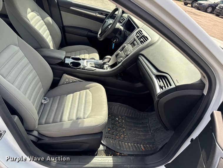image for item EX4510 2013 Ford Fusion 