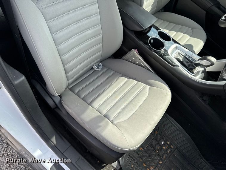 image for item EX4510 2013 Ford Fusion 