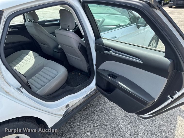 image for item EX4510 2013 Ford Fusion 