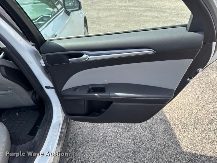 image for item EX4510 2013 Ford Fusion 