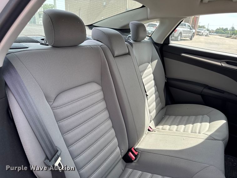 image for item EX4510 2013 Ford Fusion 