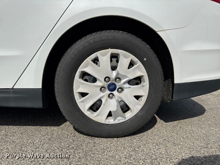 image for item EX4510 2013 Ford Fusion 