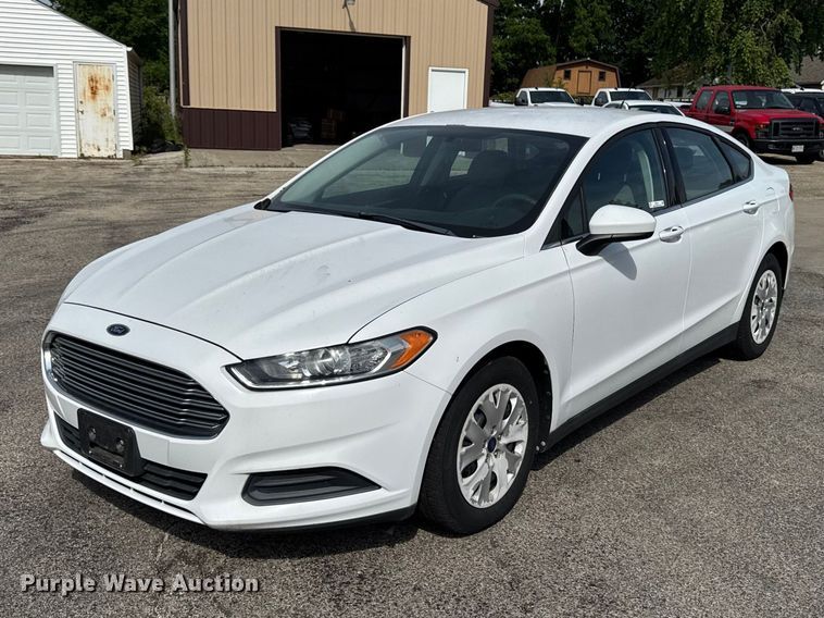 image for item EX4511 2013 Ford Fusion 