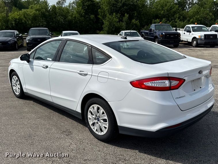 image for item EX4511 2013 Ford Fusion 