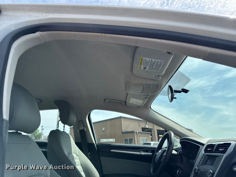 image for item EX4511 2013 Ford Fusion 