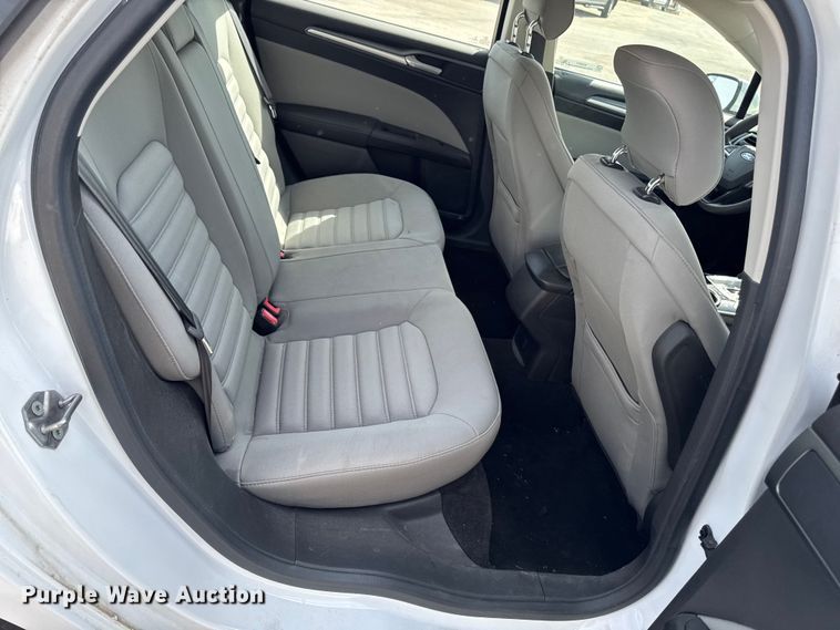 image for item EX4511 2013 Ford Fusion 