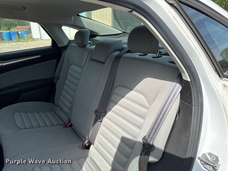 image for item EX4511 2013 Ford Fusion 