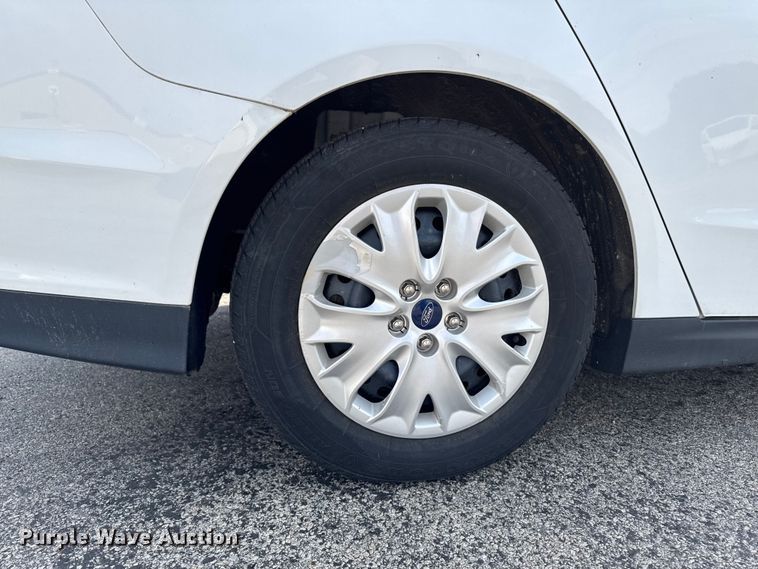 image for item EX4511 2013 Ford Fusion 