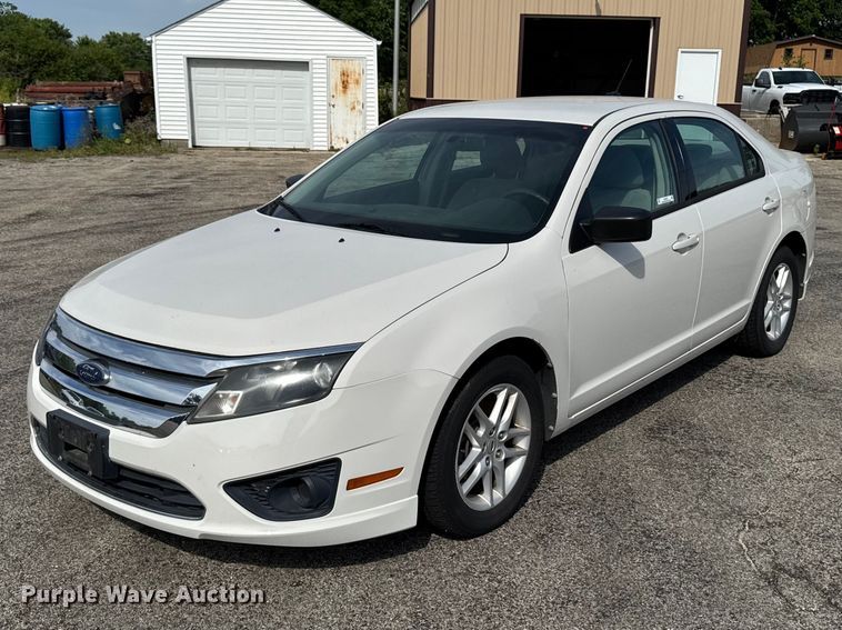 image for item EX4512 2010 Ford Fusion 