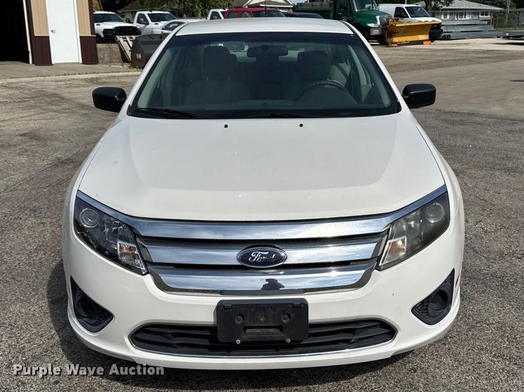 image for item EX4512 2010 Ford Fusion 