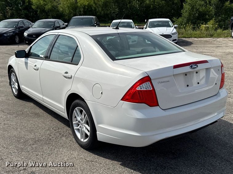 image for item EX4512 2010 Ford Fusion 