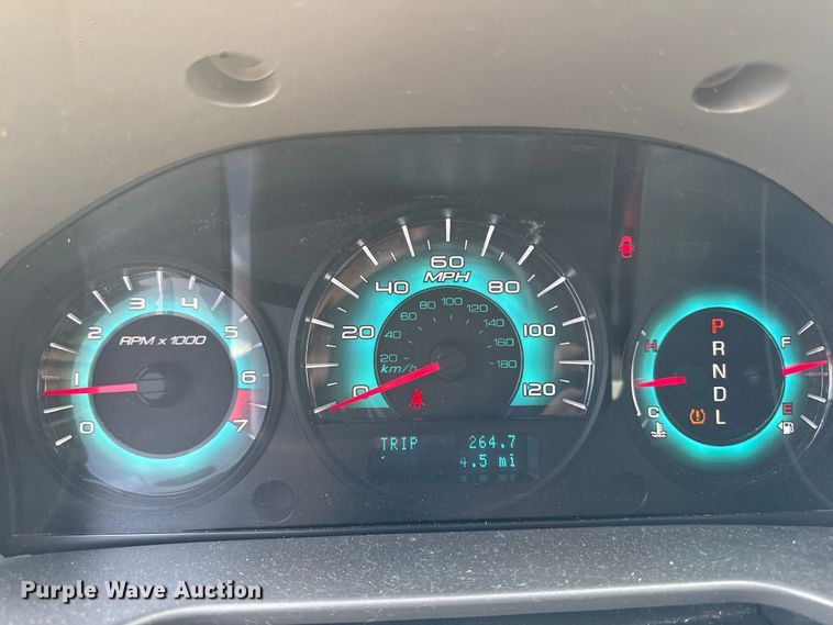 image for item EX4512 2010 Ford Fusion 
