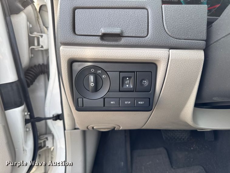 image for item EX4512 2010 Ford Fusion 