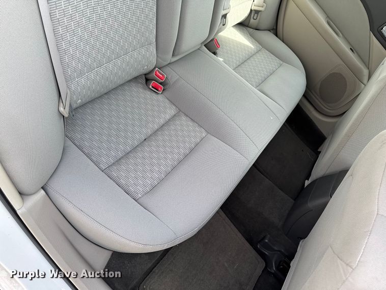 image for item EX4512 2010 Ford Fusion 