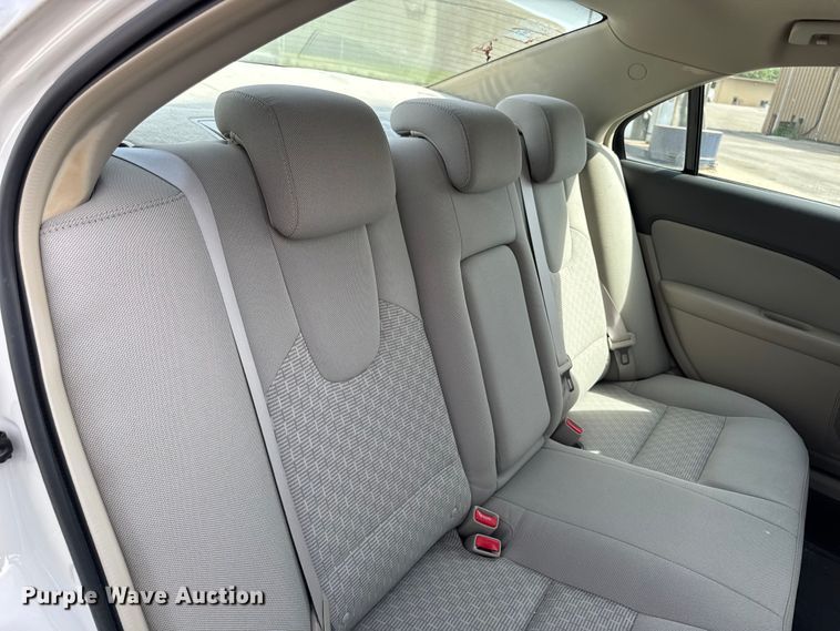 image for item EX4512 2010 Ford Fusion 
