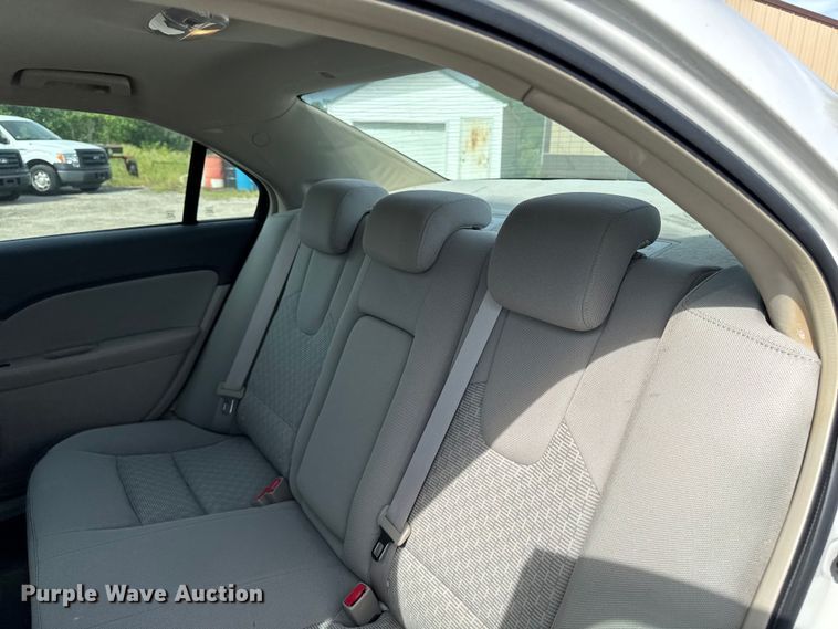 image for item EX4512 2010 Ford Fusion 