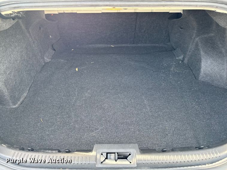 image for item EX4512 2010 Ford Fusion 