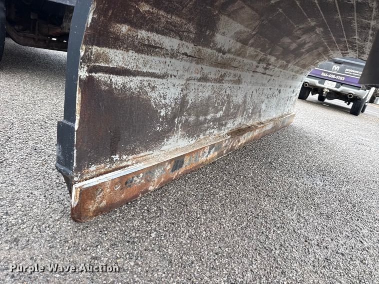 image for item FB6515 1997 International 4900 dump truck