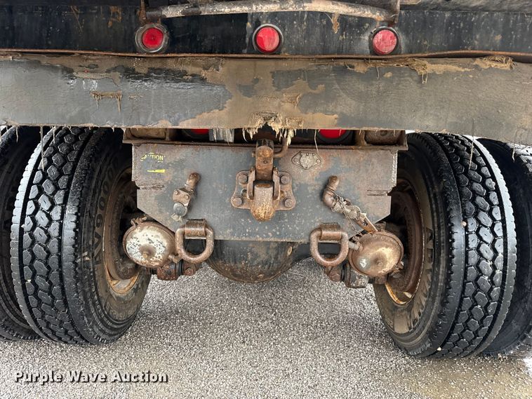 image for item FB6515 1997 International 4900 dump truck