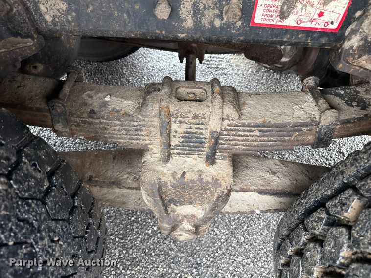 image for item FB6515 1997 International 4900 dump truck