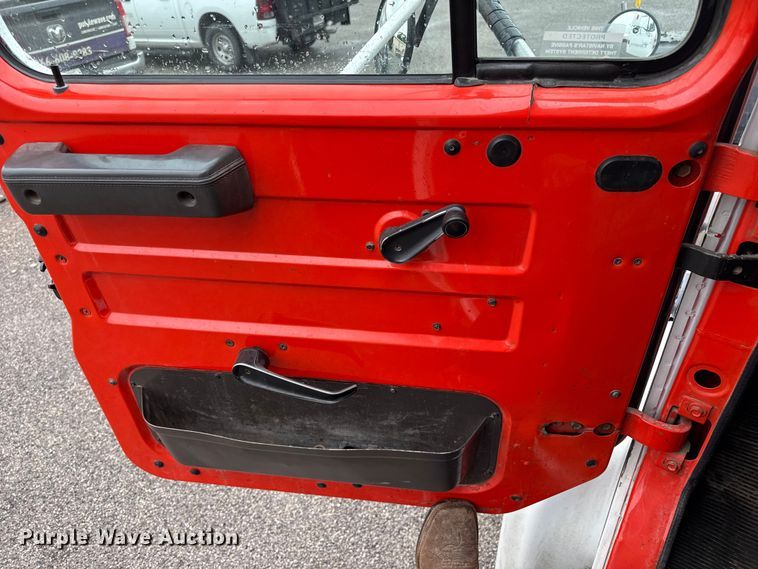 image for item FB6515 1997 International 4900 dump truck