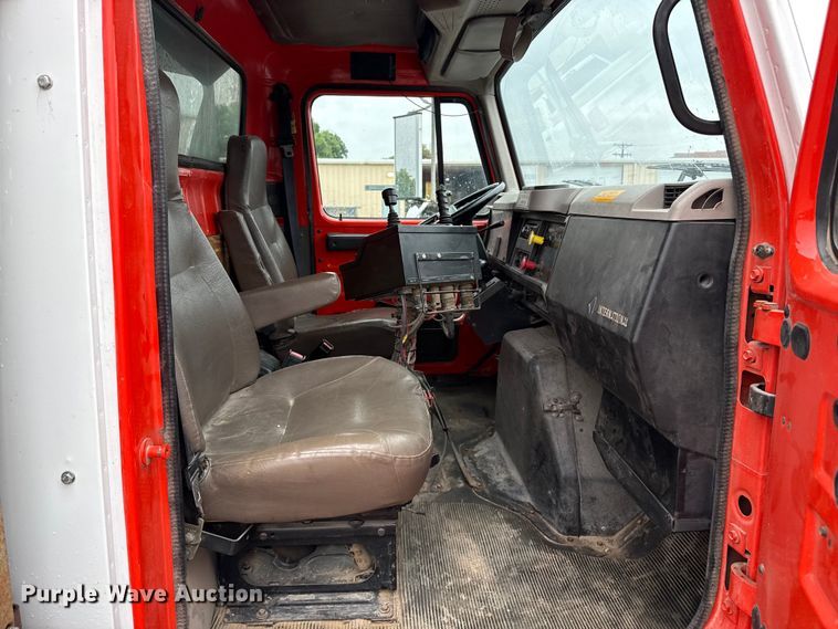 image for item FB6515 1997 International 4900 dump truck