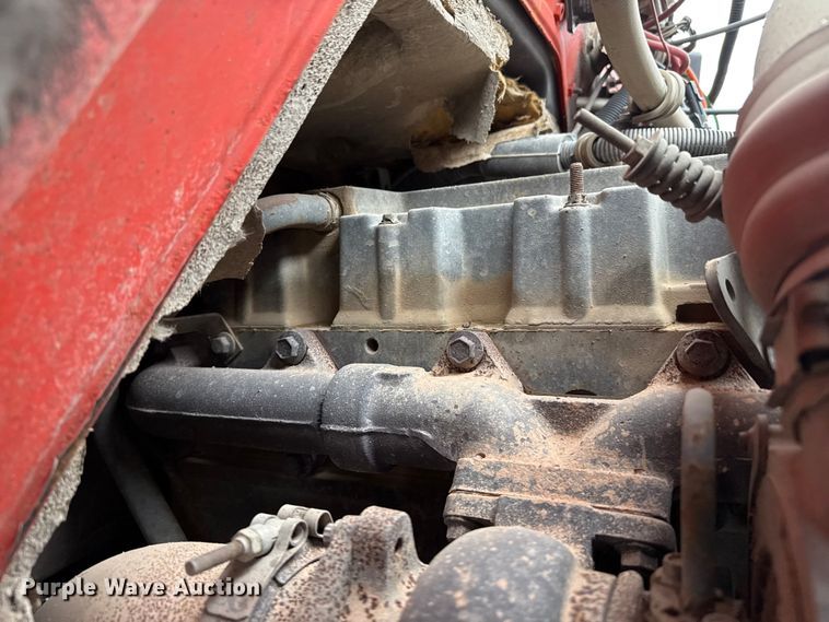 image for item FB6515 1997 International 4900 dump truck