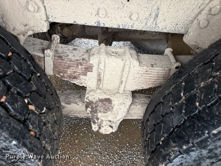 image for item FB6516 1989 Ford LNT8000 dump truck