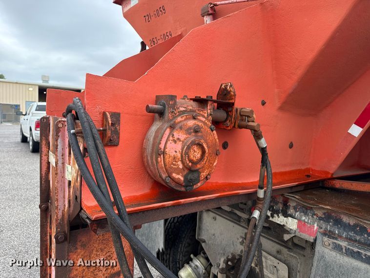 image for item FB6516 1989 Ford LNT8000 dump truck