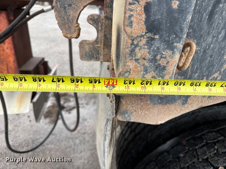 image for item FB6516 1989 Ford LNT8000 dump truck