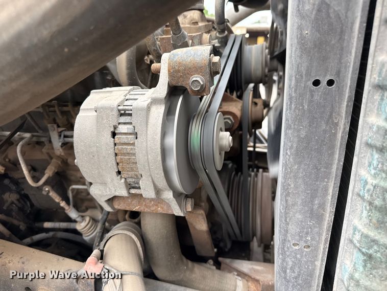 image for item FB6516 1989 Ford LNT8000 dump truck